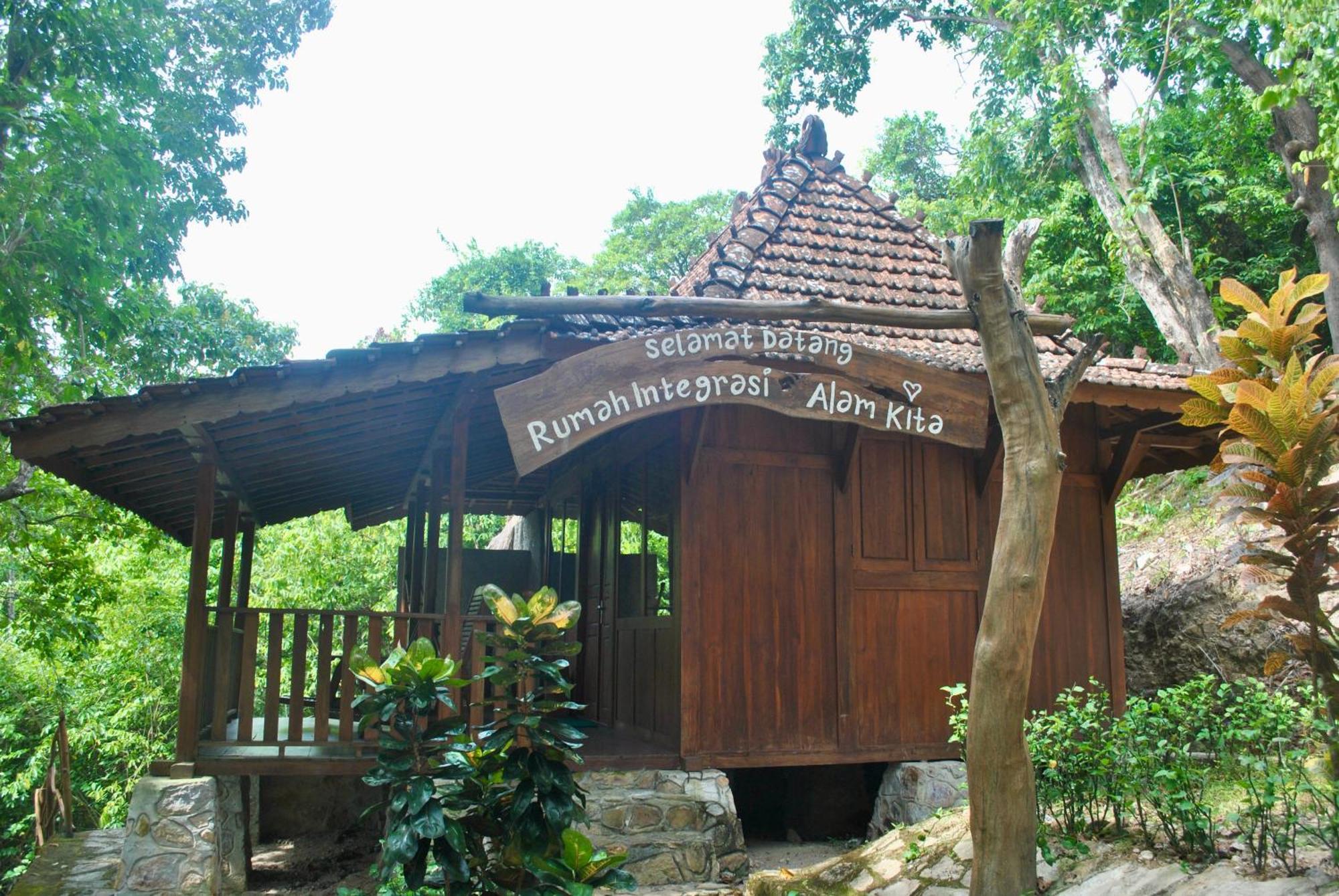 Hotel Alam Kita Karimunjawa Esterno foto