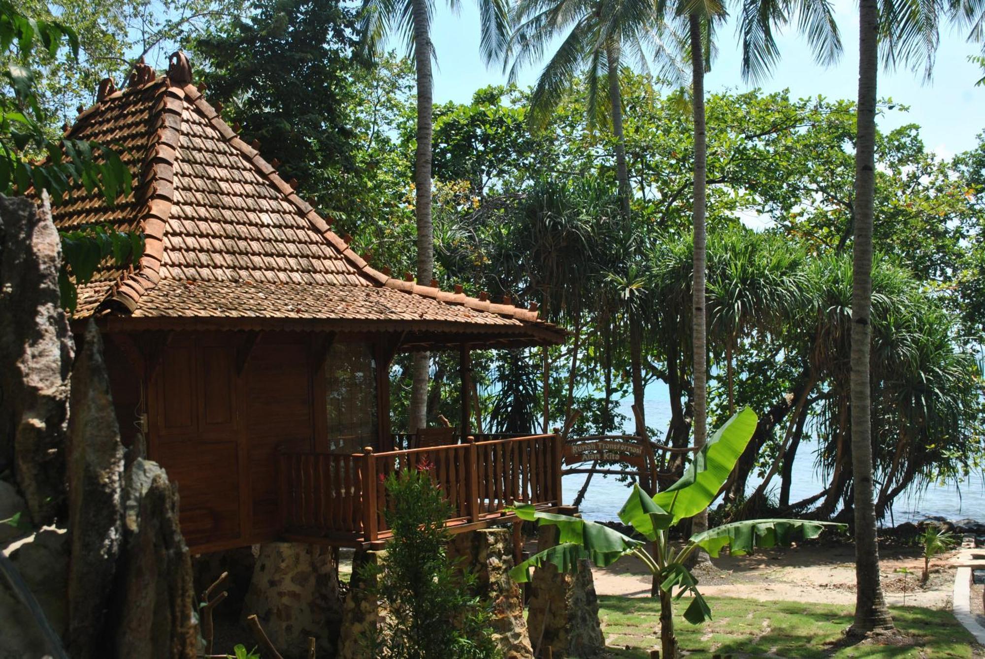 Hotel Alam Kita Karimunjawa Esterno foto