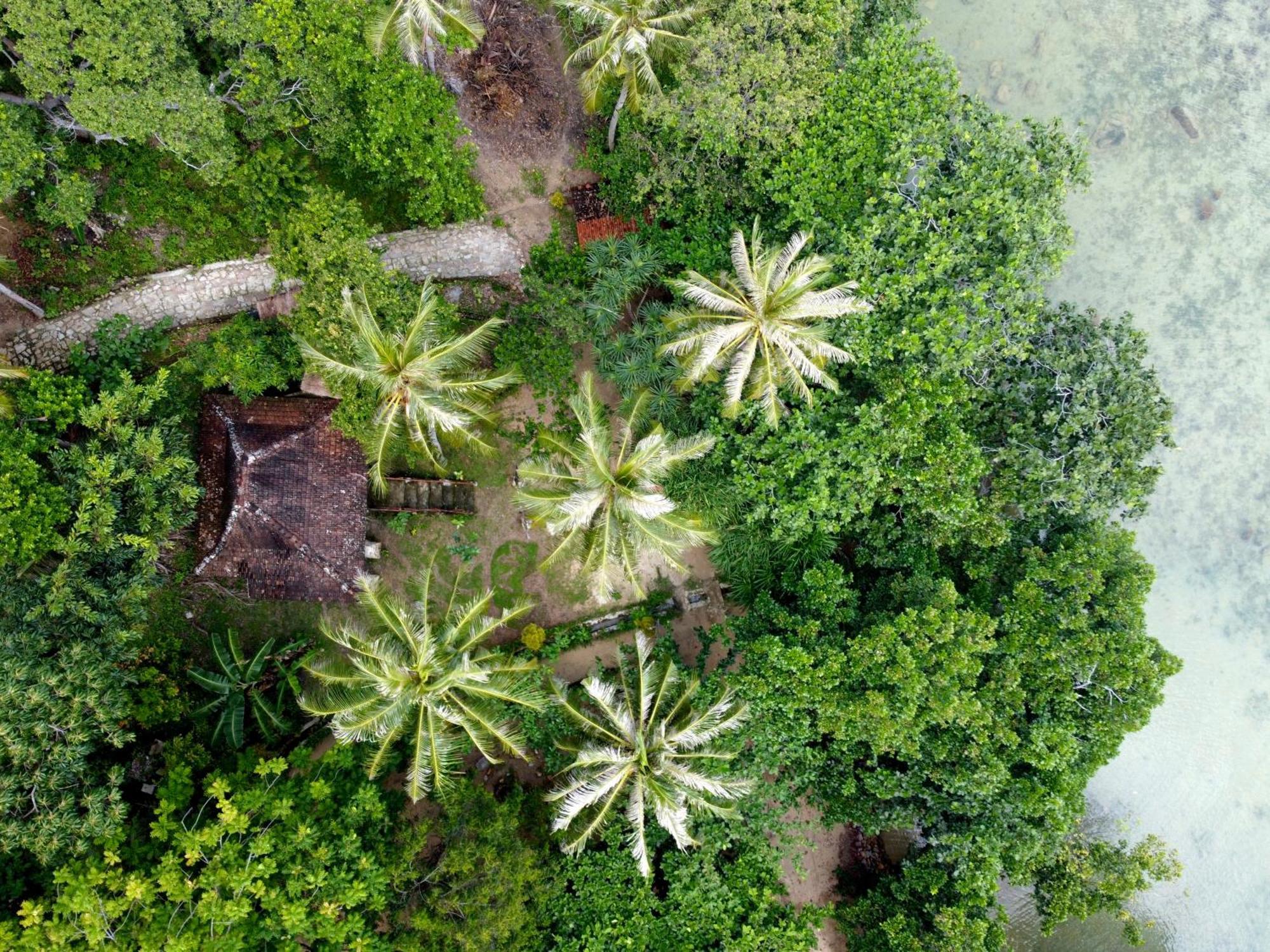 Hotel Alam Kita Karimunjawa Esterno foto